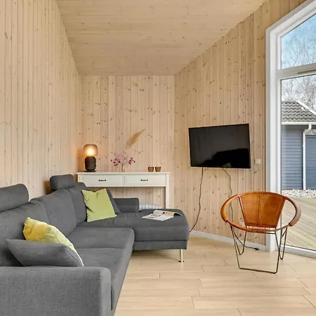 Nice In Jgerspris With Wifi And 5 Bedrooms